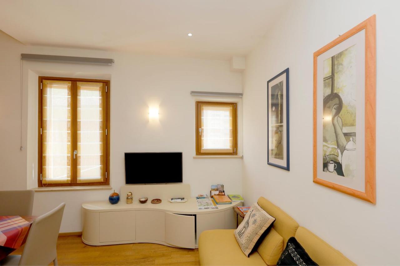 Siena Uptown - Sabrina'S Cozy Apartment Exterior foto